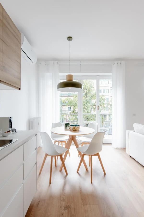 Luxury 2 Bedroom Apartament, Close To San Siro, Fiera And 10 Min Metro To Duomo Mailand Exterior foto