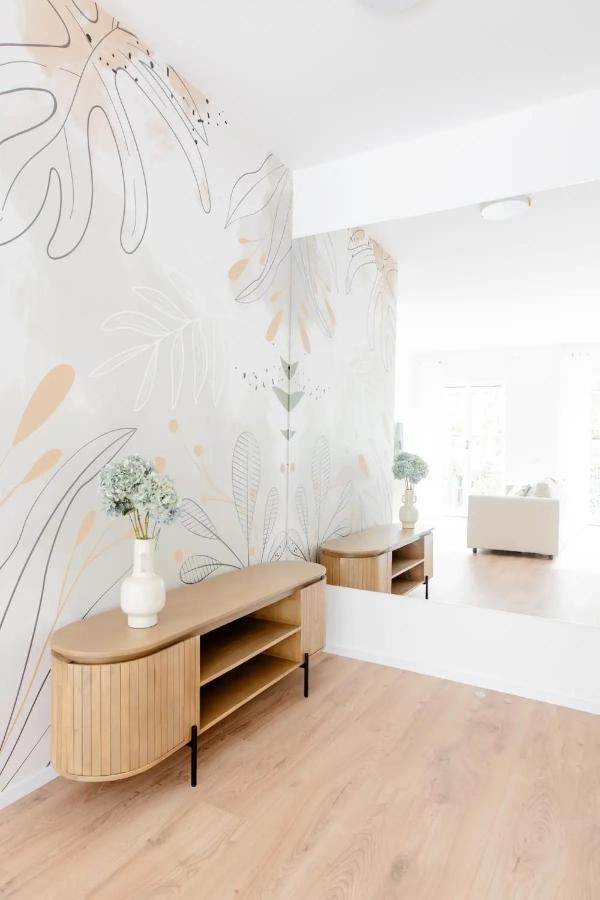 Luxury 2 Bedroom Apartament, Close To San Siro, Fiera And 10 Min Metro To Duomo Mailand Exterior foto