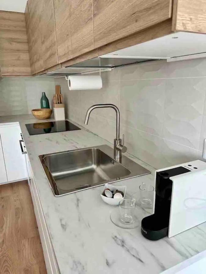 Luxury 2 Bedroom Apartament, Close To San Siro, Fiera And 10 Min Metro To Duomo Mailand Exterior foto