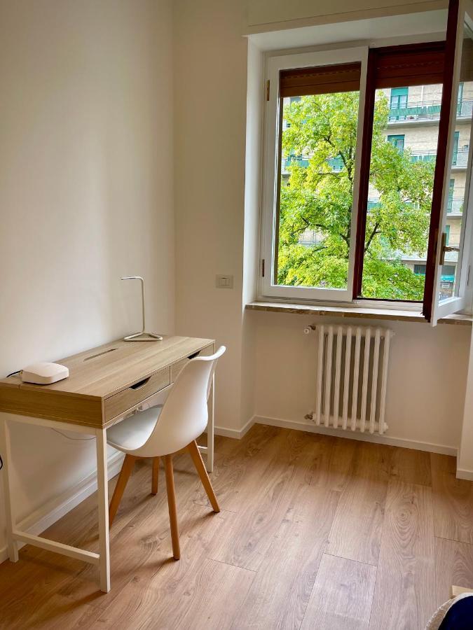 Luxury 2 Bedroom Apartament, Close To San Siro, Fiera And 10 Min Metro To Duomo Mailand Exterior foto